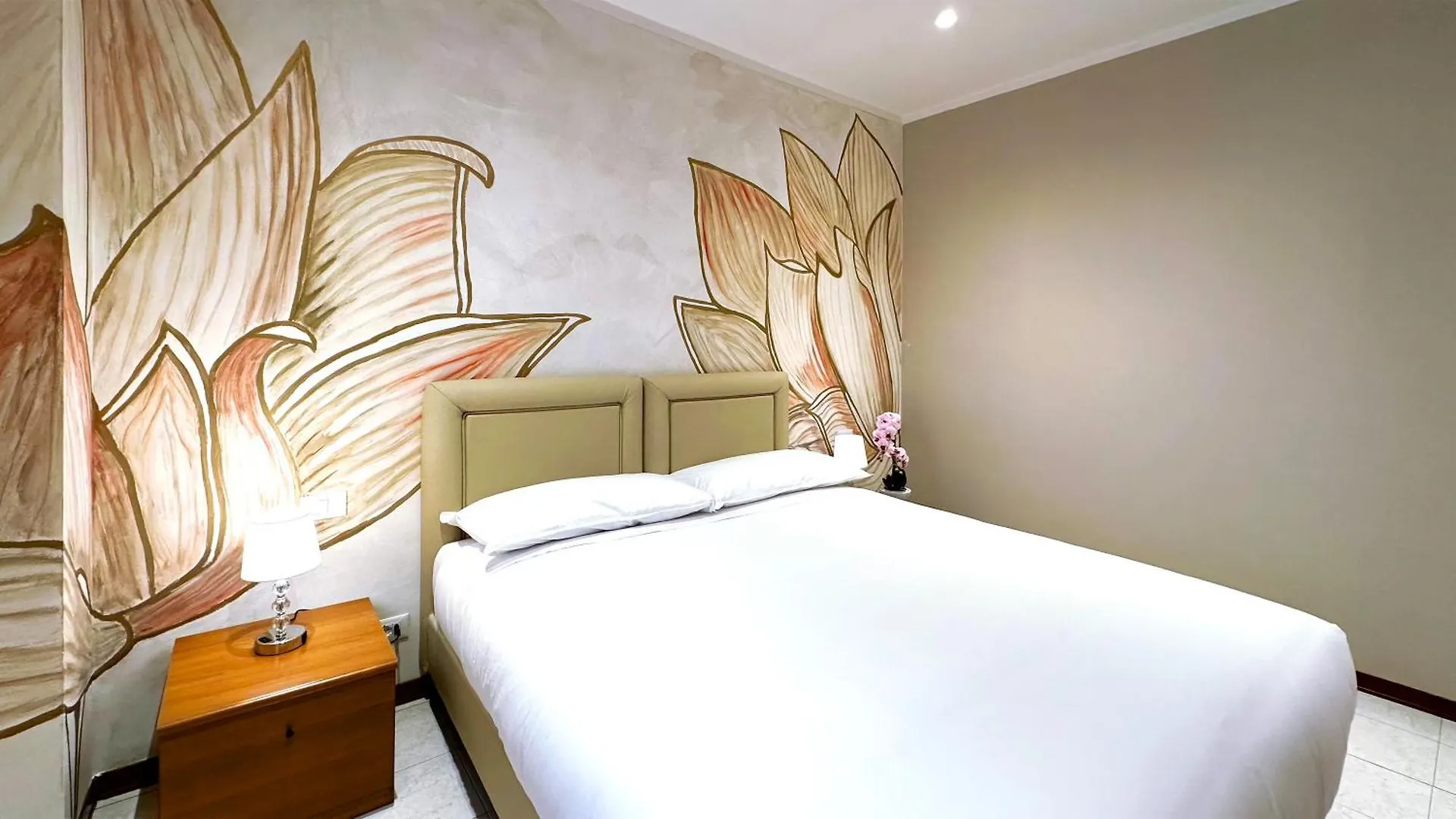 Int 18 - Suite Lorenzo Bologna