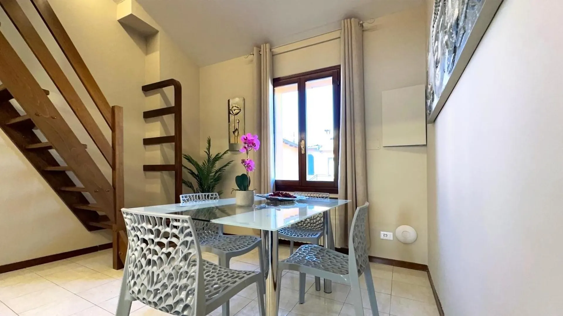 Int 18 - Suite Lorenzo Bologna Apartment