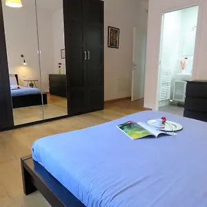 Santa Croce Apartment